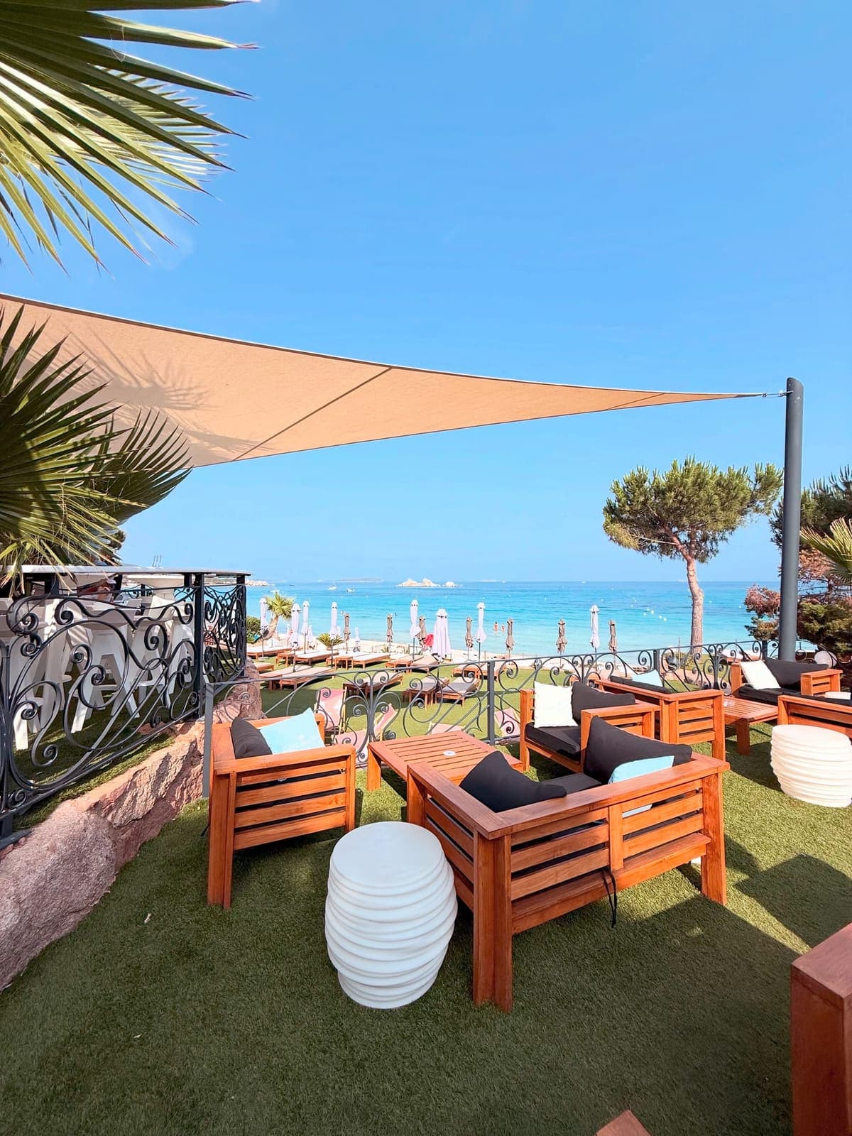 Luna Bar